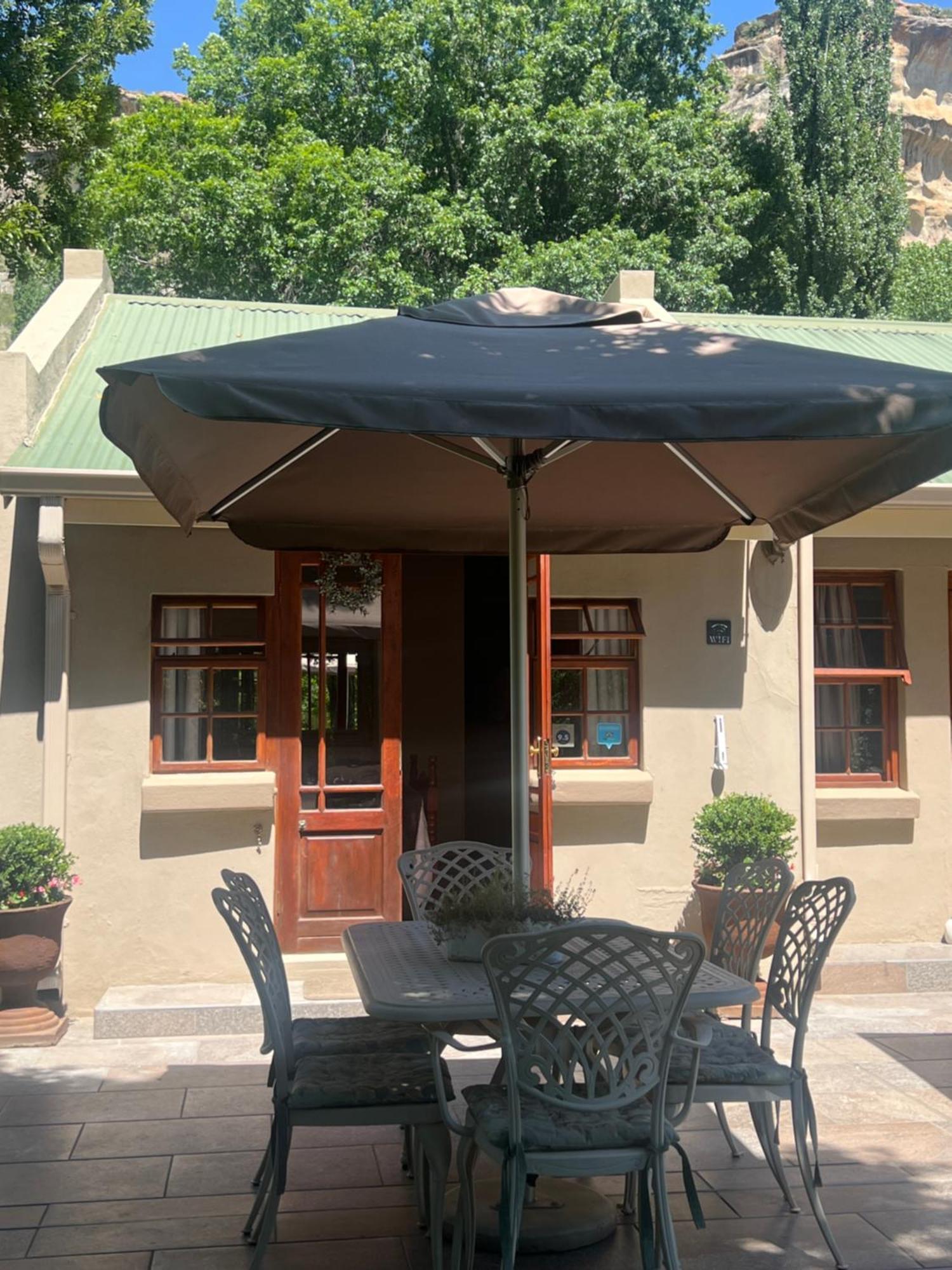 Zwartmodder Clarens Apartment Bagian luar foto